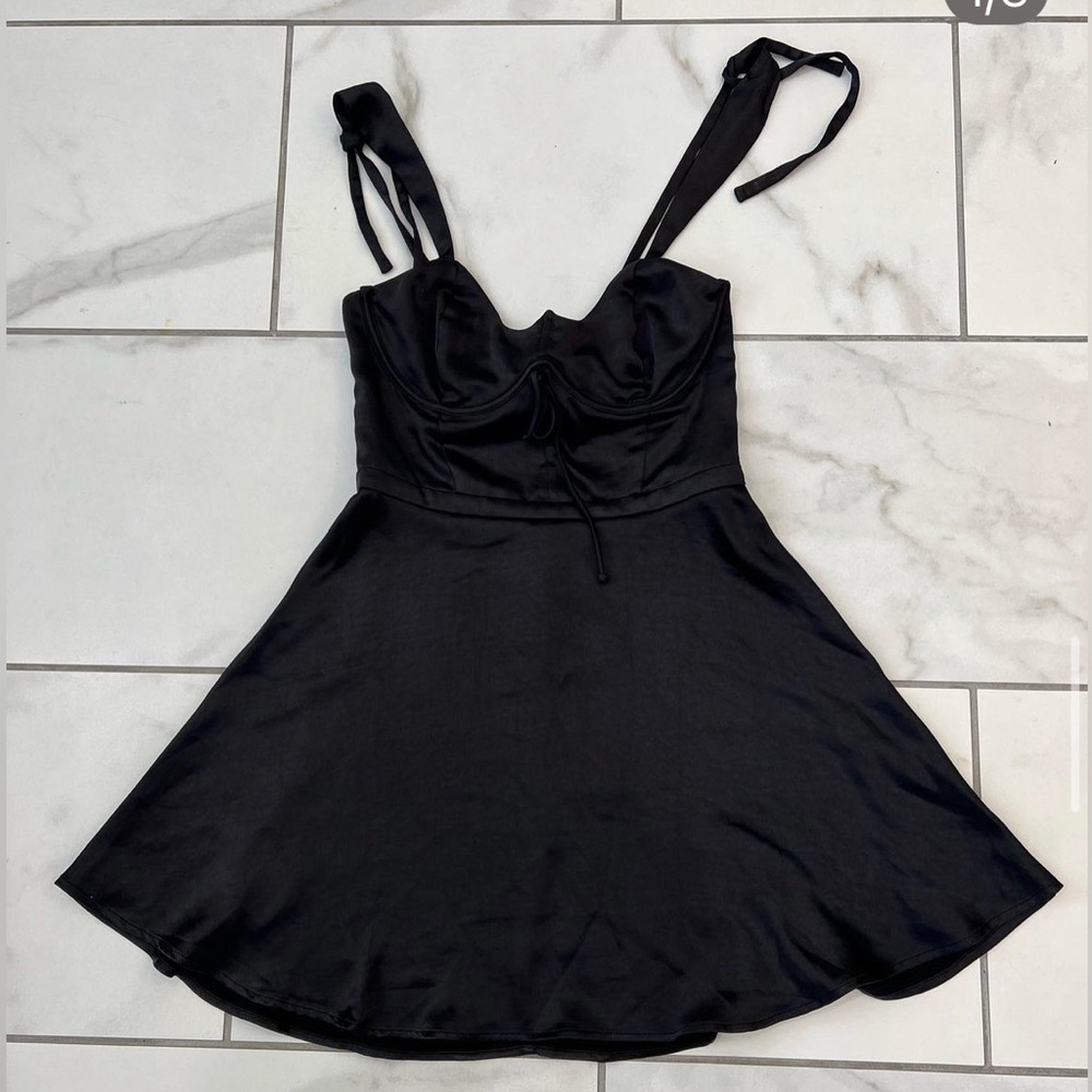 the cutest LBD 🖤